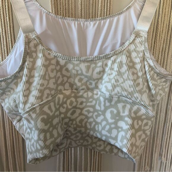 CORAL REEF Sage Leopard Adventurer Swim Top XXL 18 20 - Picture 6 of 8